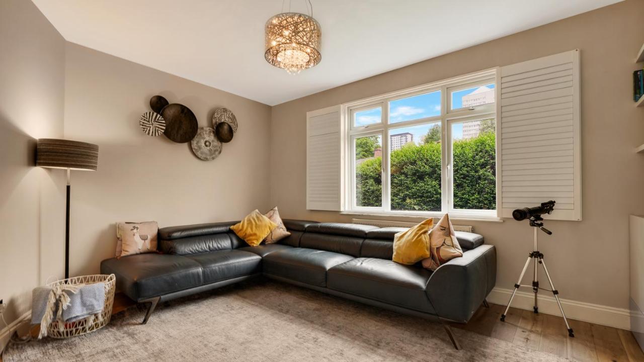 Cosy Luxurious Family Home London Exterior photo